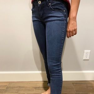 bullhead low rise skinniest jeans